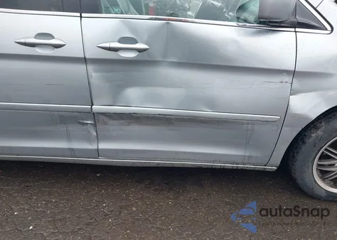 2007 Honda Odyssey Touring z USA, uszkodzony, nr VIN 5FNRL38827B070296